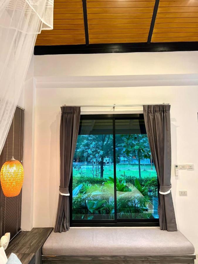 The Mantra Navi Hotel Koh Lanta Exterior photo
